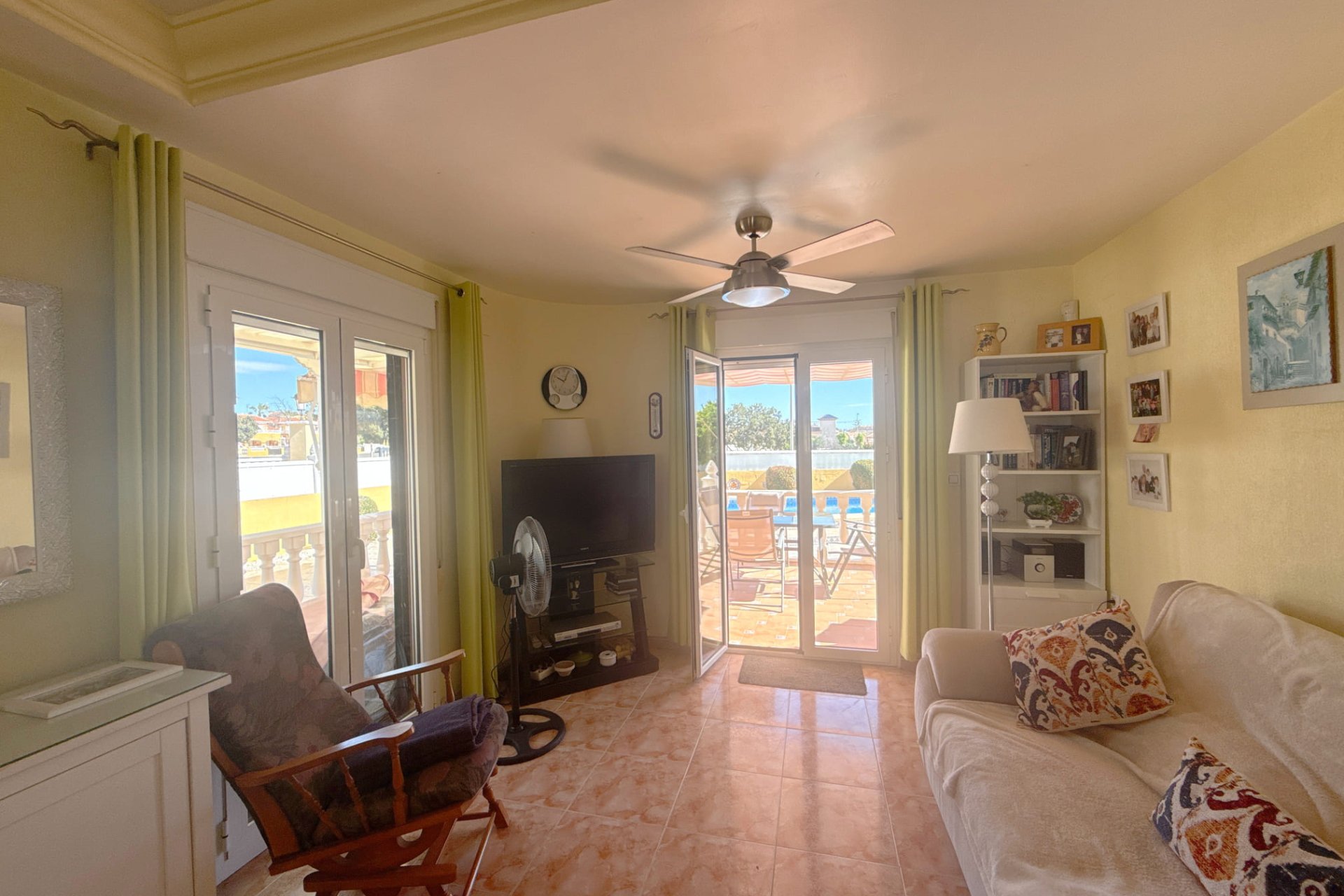 Reventa - Villa -
Cabo Roig - Cabo Roig>La Regia