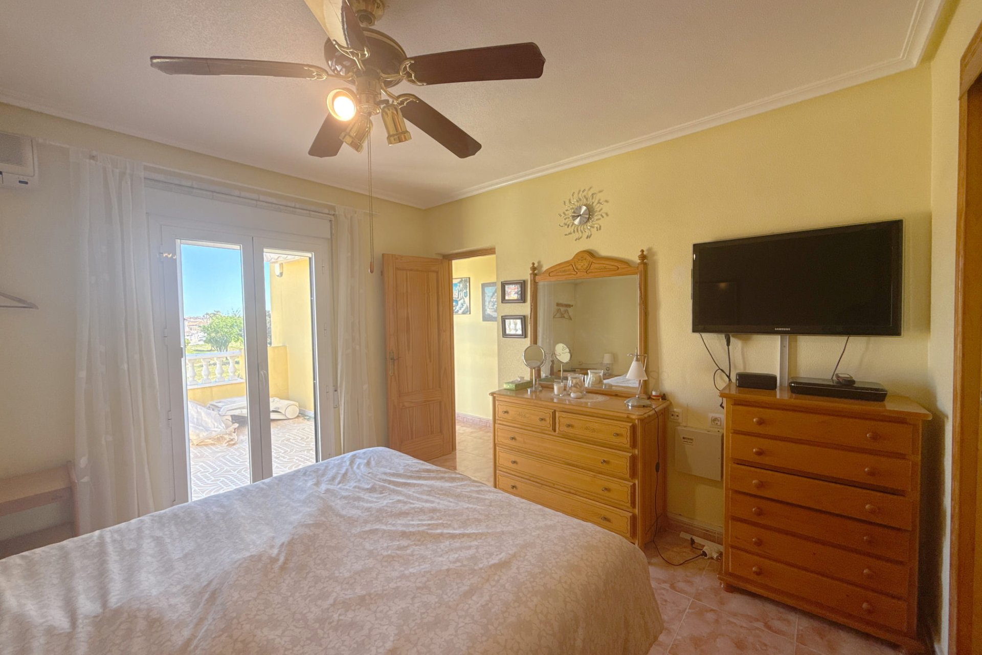 Reventa - Villa -
Cabo Roig - Cabo Roig>La Regia