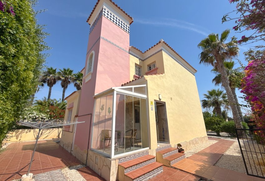 Reventa - Villa -
Cabo Roig - Cabo Roig>La Regia