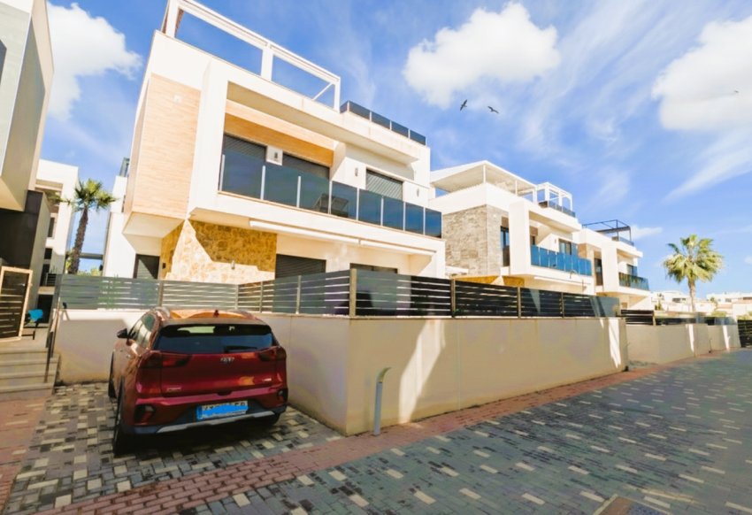 Reventa - Villa -
Cabo Roig - Lomas de Cabo Roig