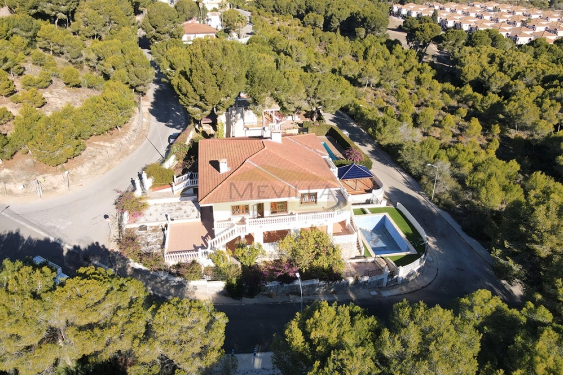 Reventa - Villa -
Campoamor