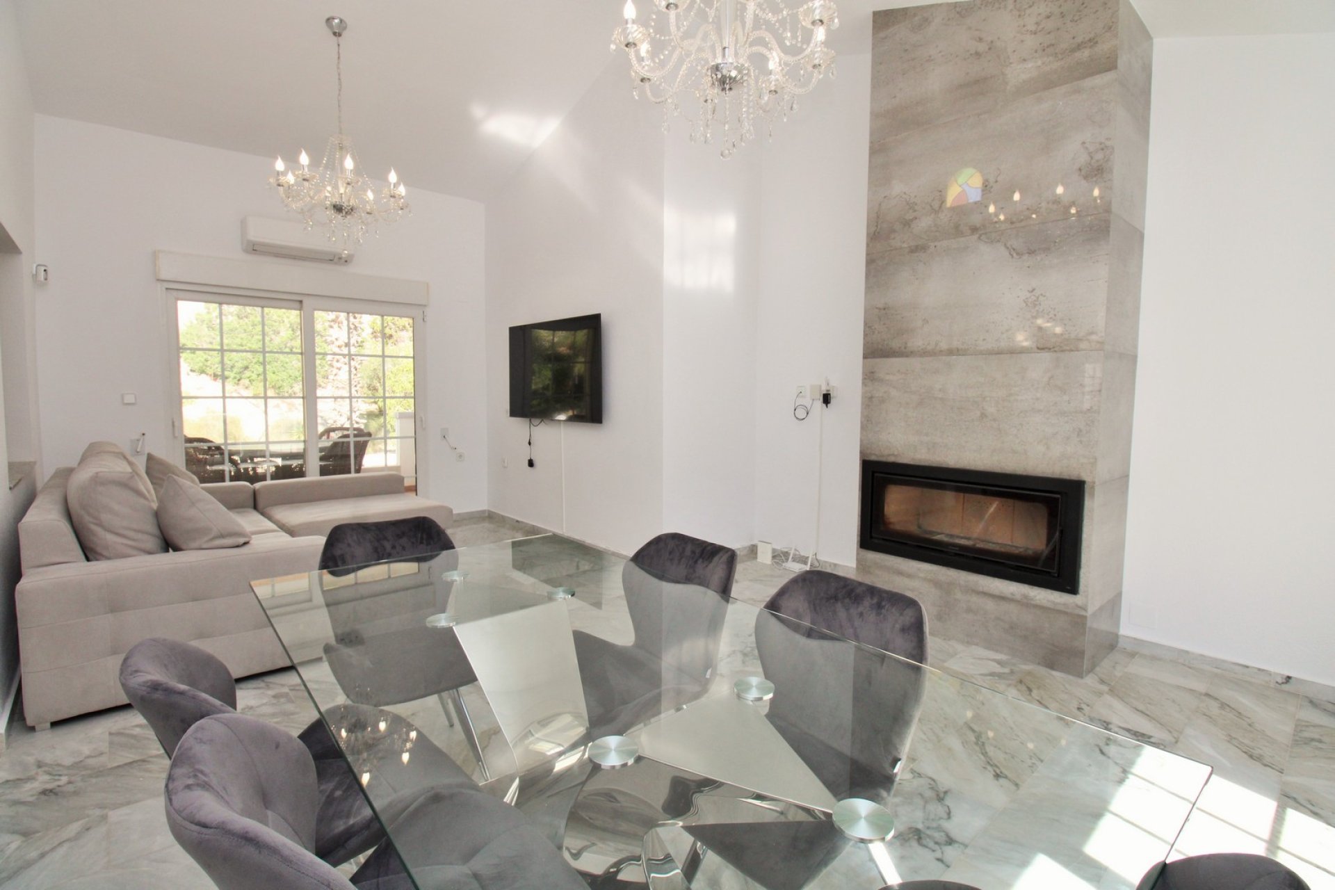 Reventa - Villa -
Las Ramblas