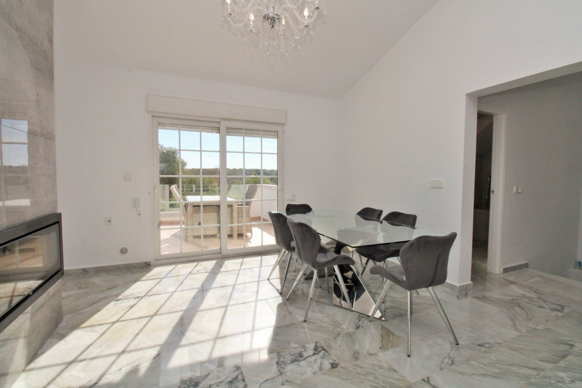 Reventa - Villa -
Las Ramblas