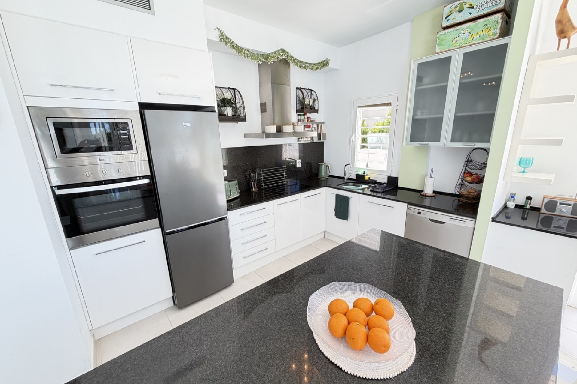 Reventa - Villa -
Mil Palmeras