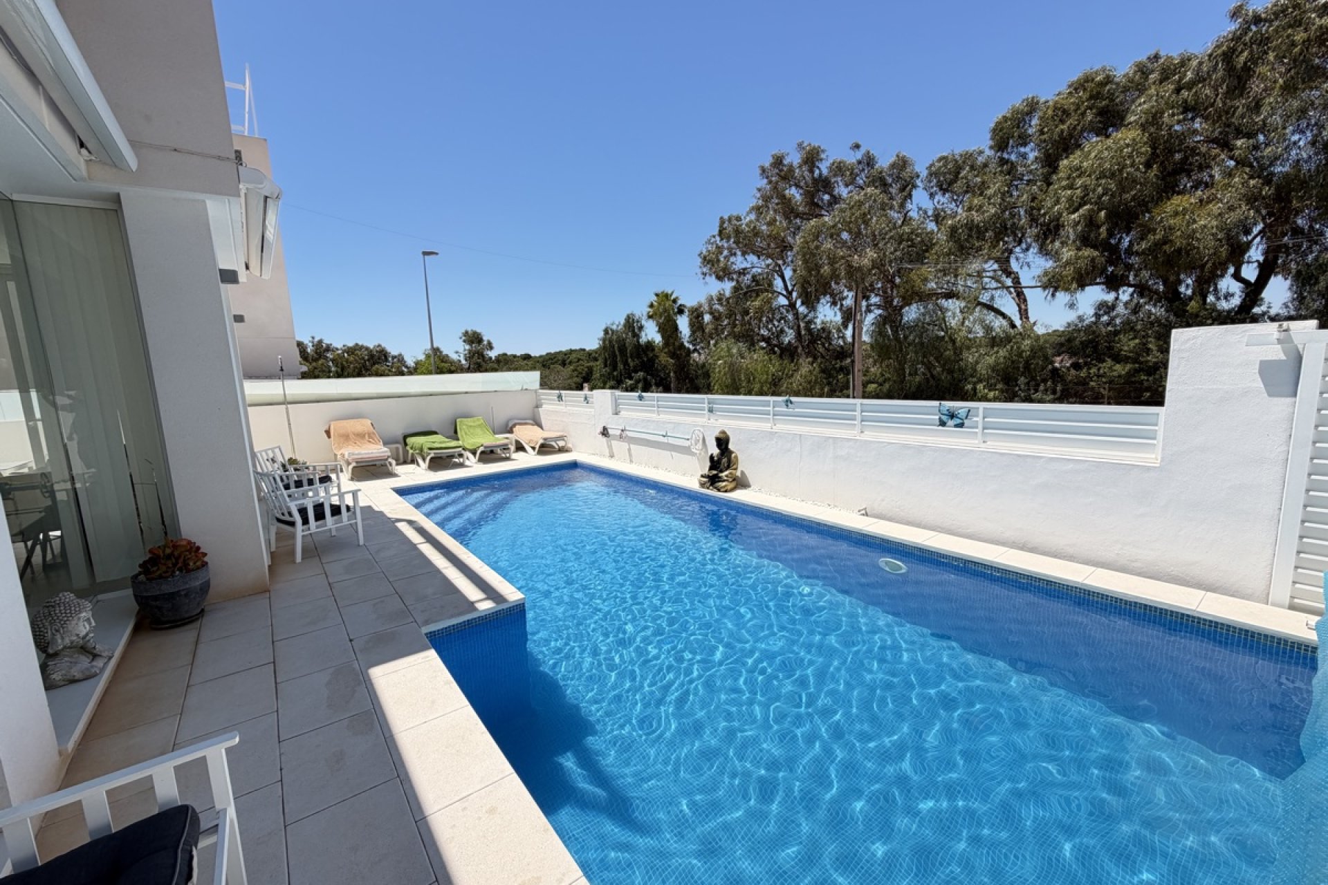 Reventa - Villa -
Mil Palmeras