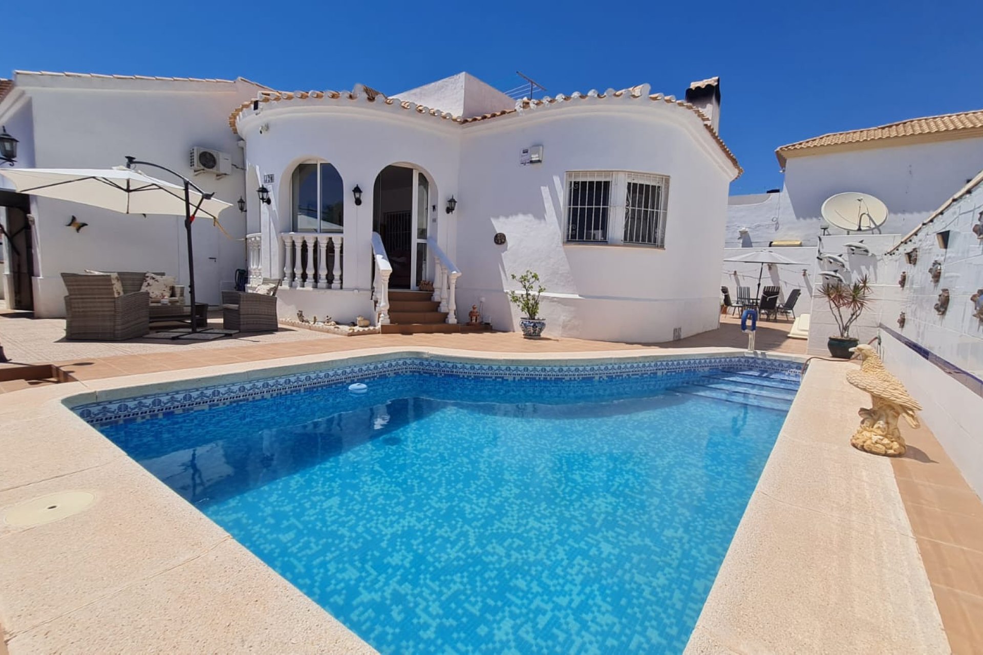 Reventa - Villa -
Orihuela Costa - La Florida