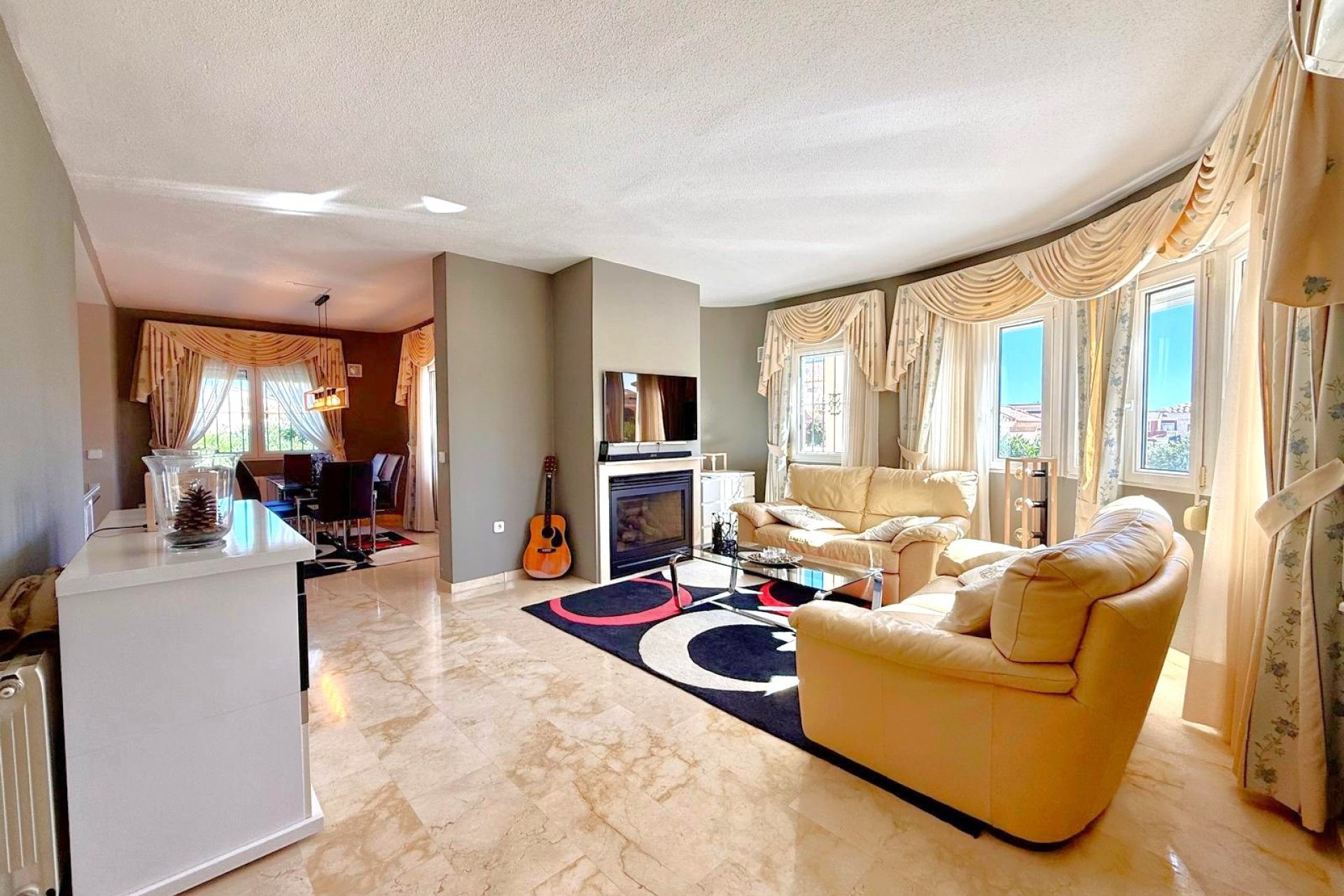 Reventa - Villa -
Orihuela Costa - Los Dolses