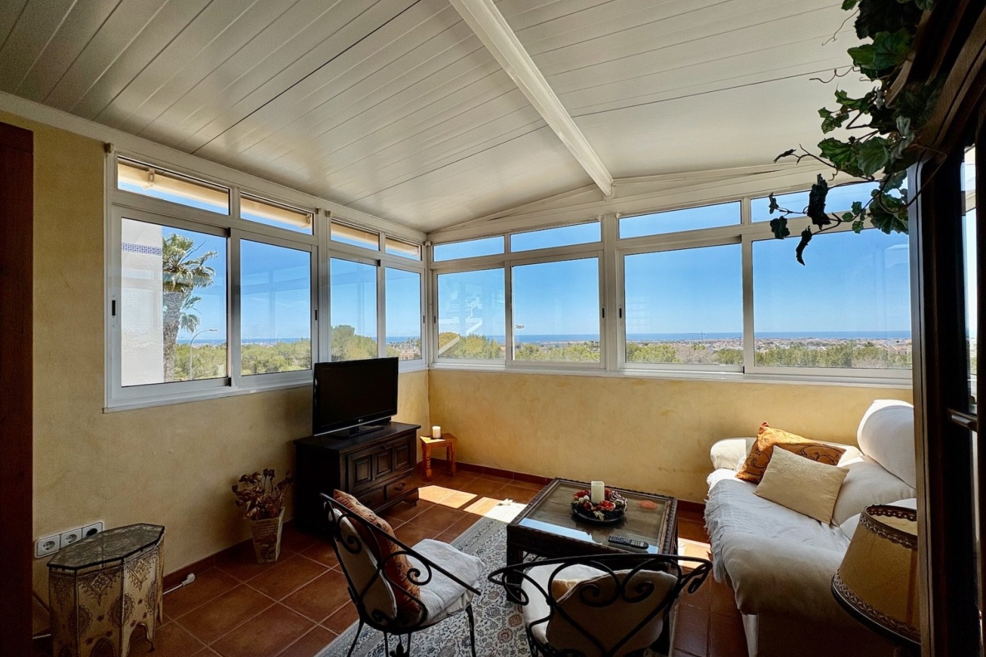 Reventa - Villa -
Orihuela Costa - Villamartín