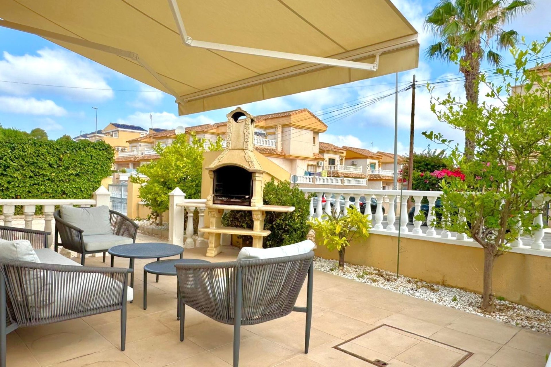 Reventa - Villa -
Orihuela Costa - Villamartín