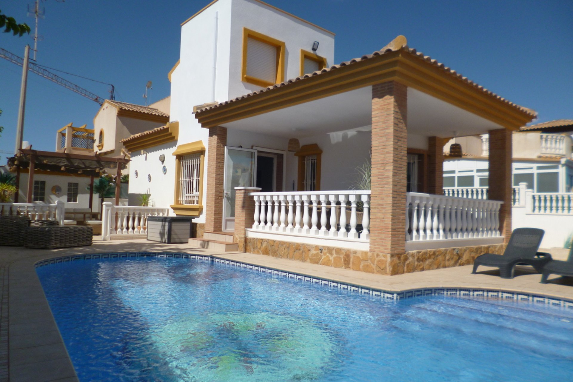 Reventa - Villa -
Pilar de la Horadada