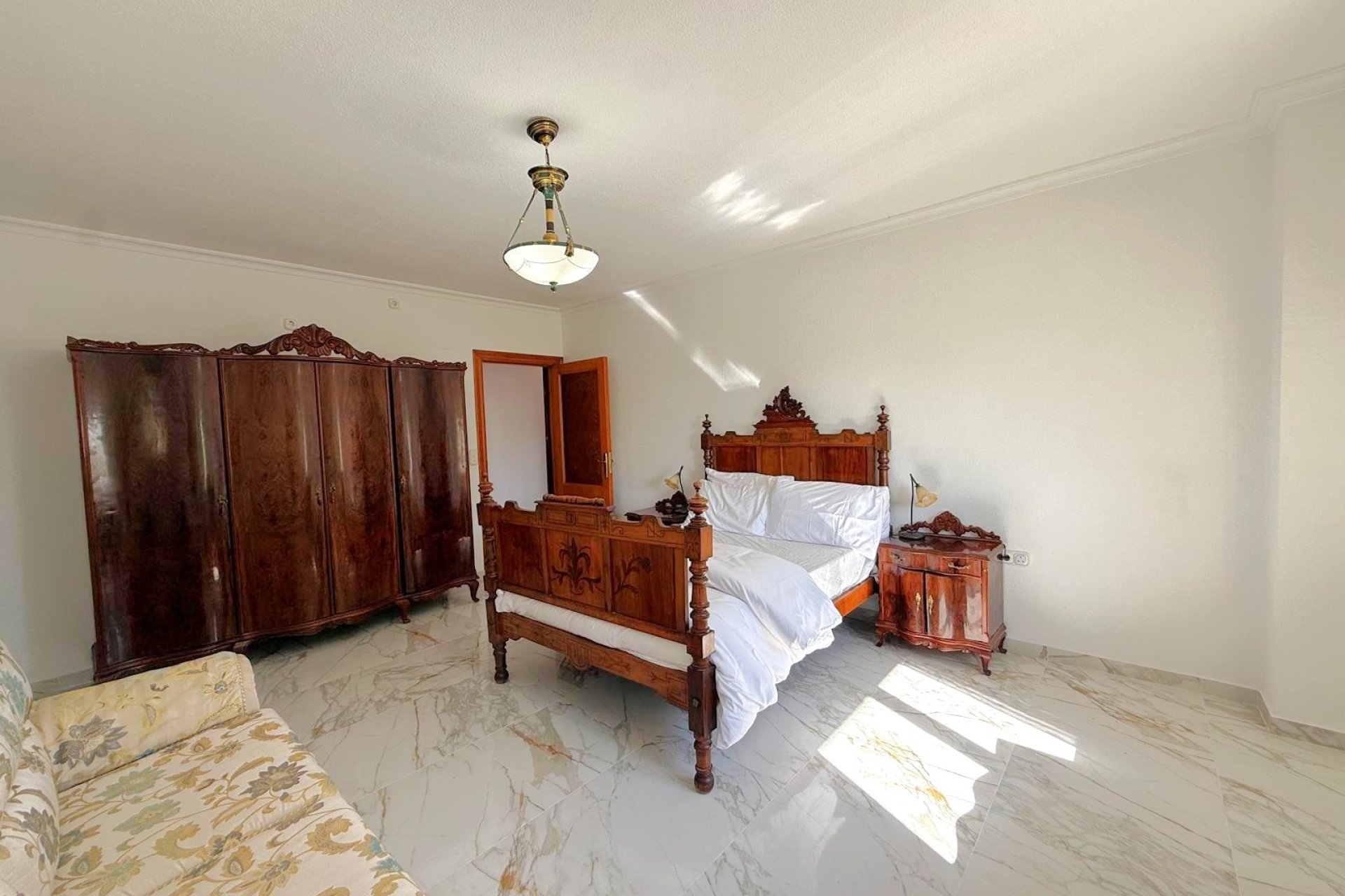 Reventa - Villa -
San Miguel de Salinas - Blue Lagoon