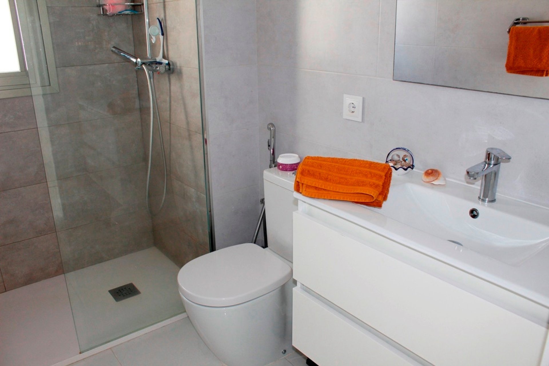 Reventa - Villa -
San Miguel de Salinas