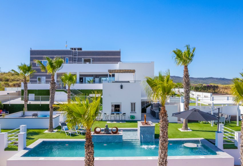 Reventa - Villa -
Torremendo