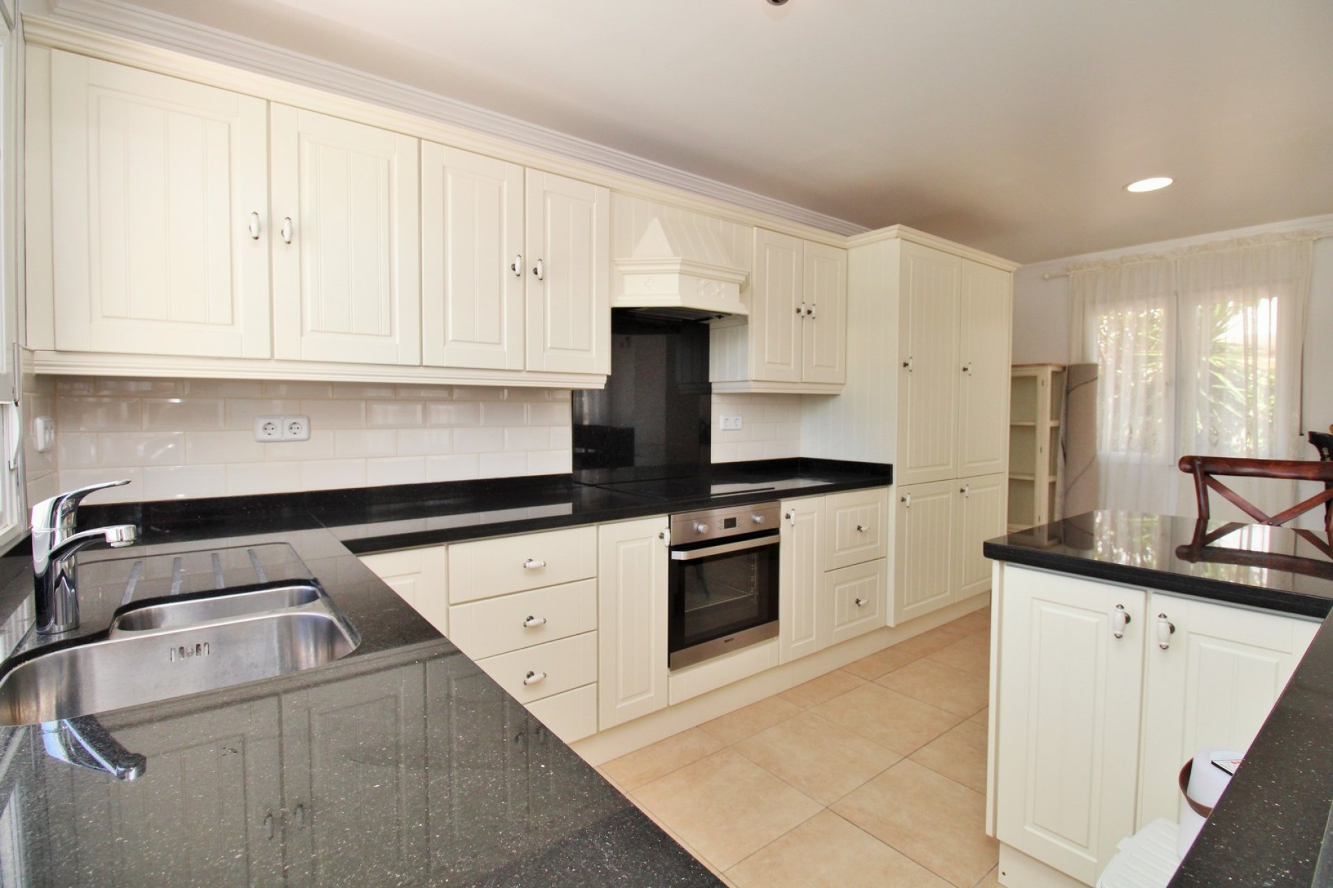 Reventa - Villa -
Villamartín - Los Dolses