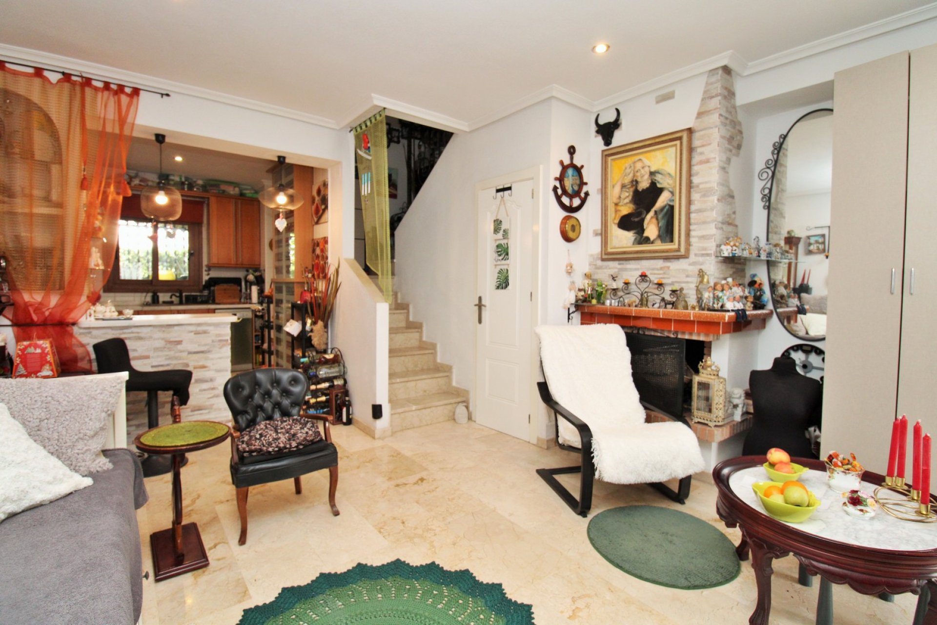 Reventa - Villa -
Villamartín - PAU 8