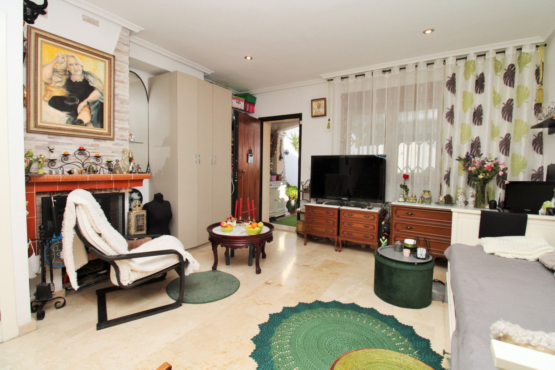 Reventa - Villa -
Villamartín - PAU 8