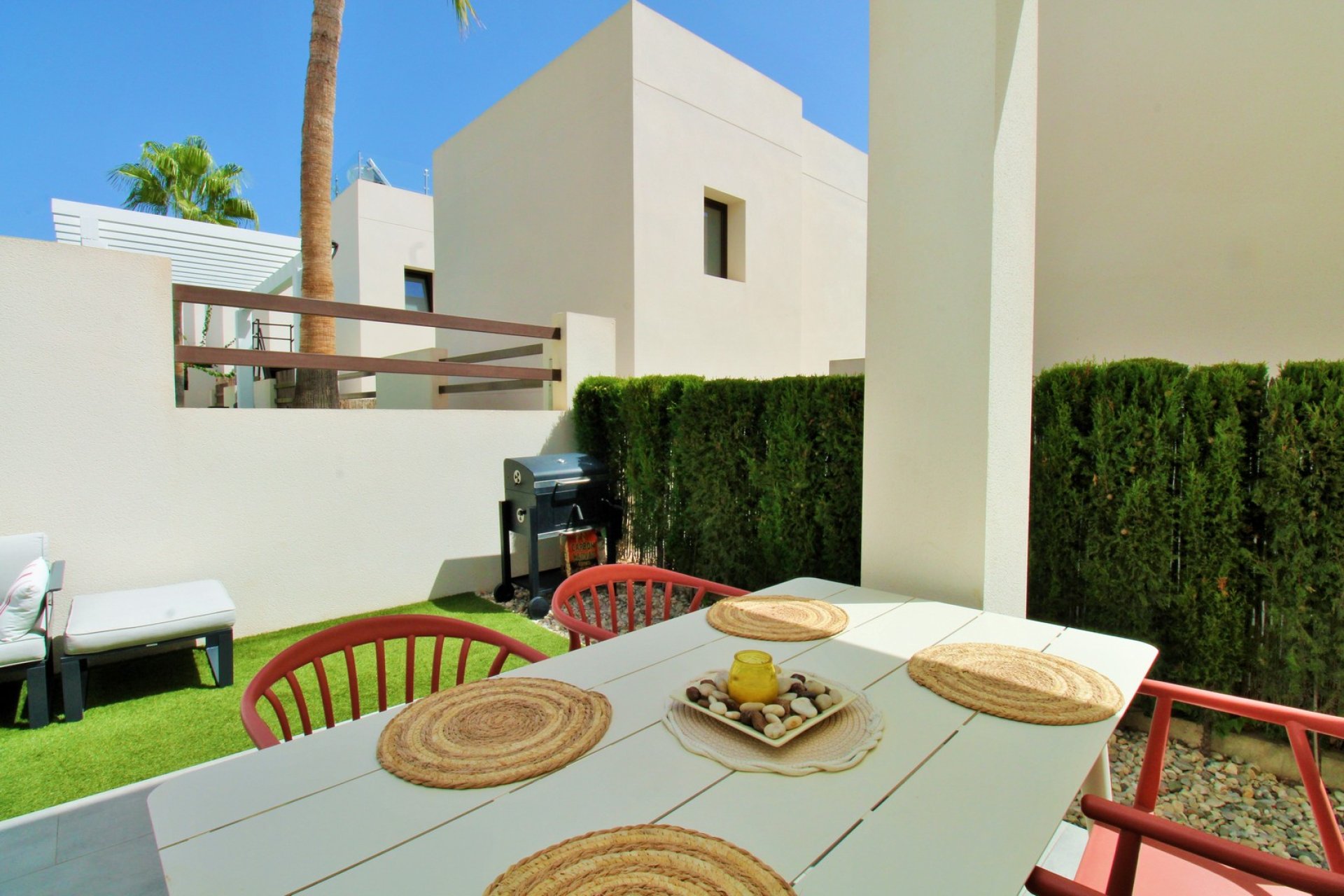 Reventa - Villa -
Villamartín - PAU 8