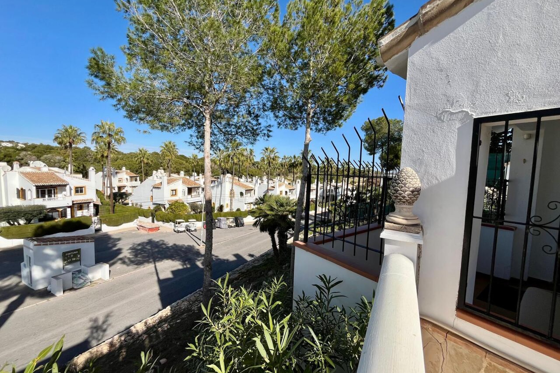 Reventa - Villa -
Villamartín - Villamartin
