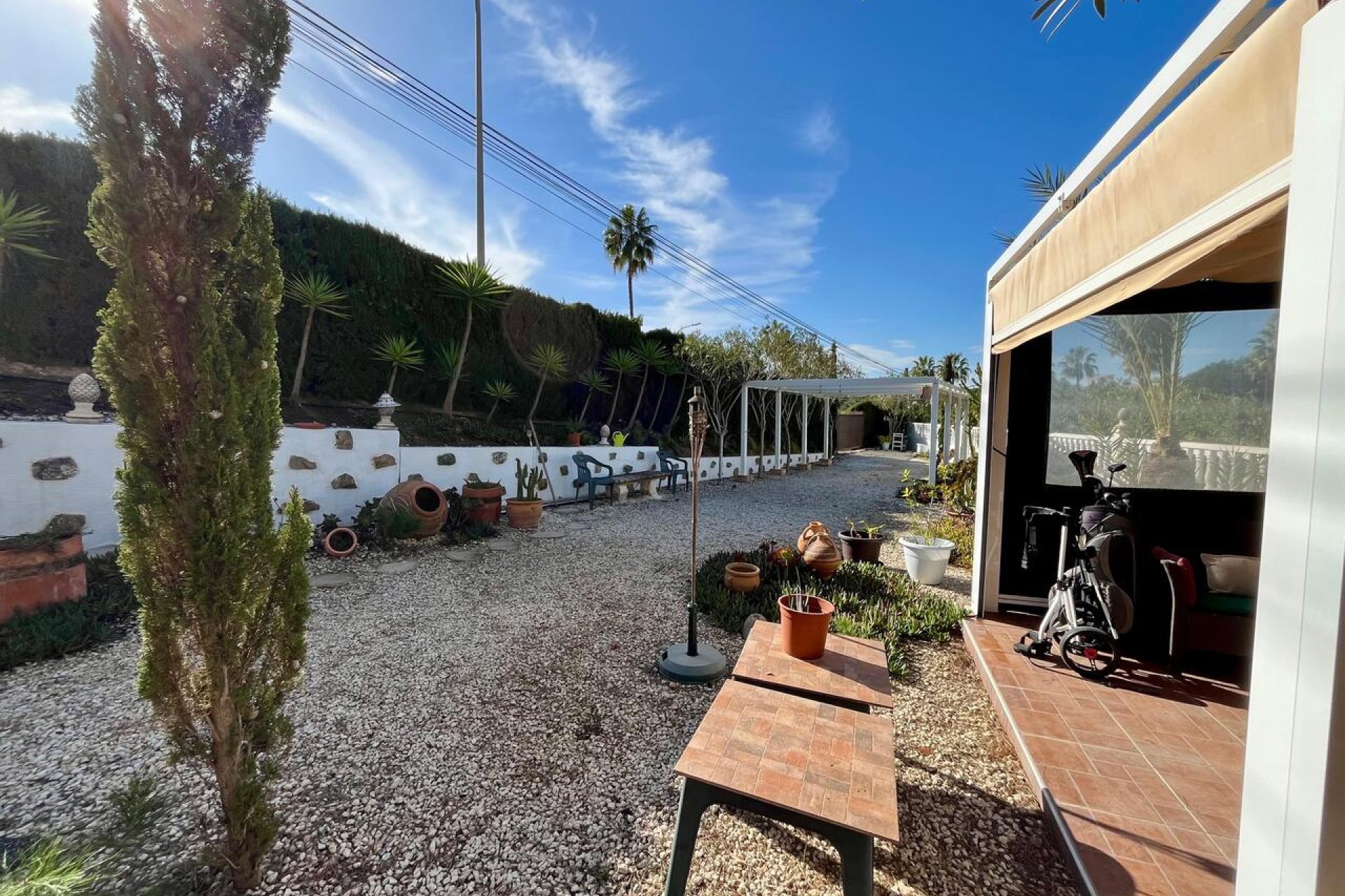 Reventa - Villa -
Villamartín - Villamartin