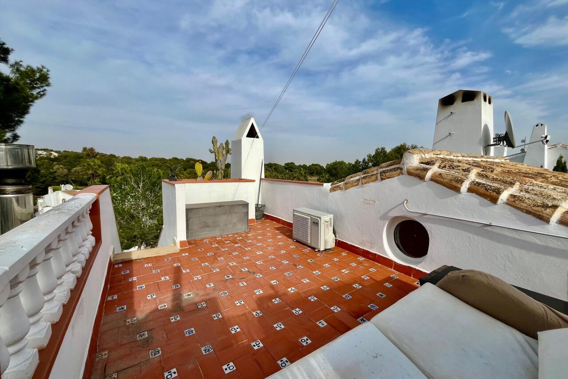 Reventa - Villa -
Villamartín - Villamartin
