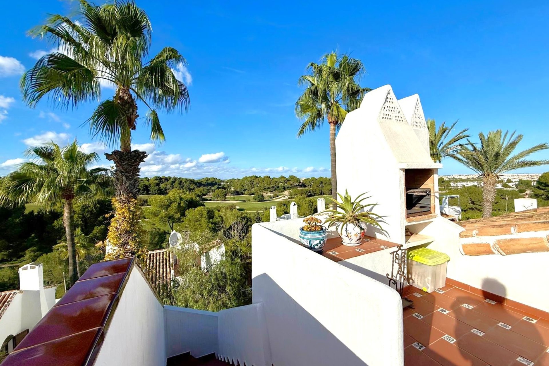 Reventa - Villa -
Villamartín - Villamartin