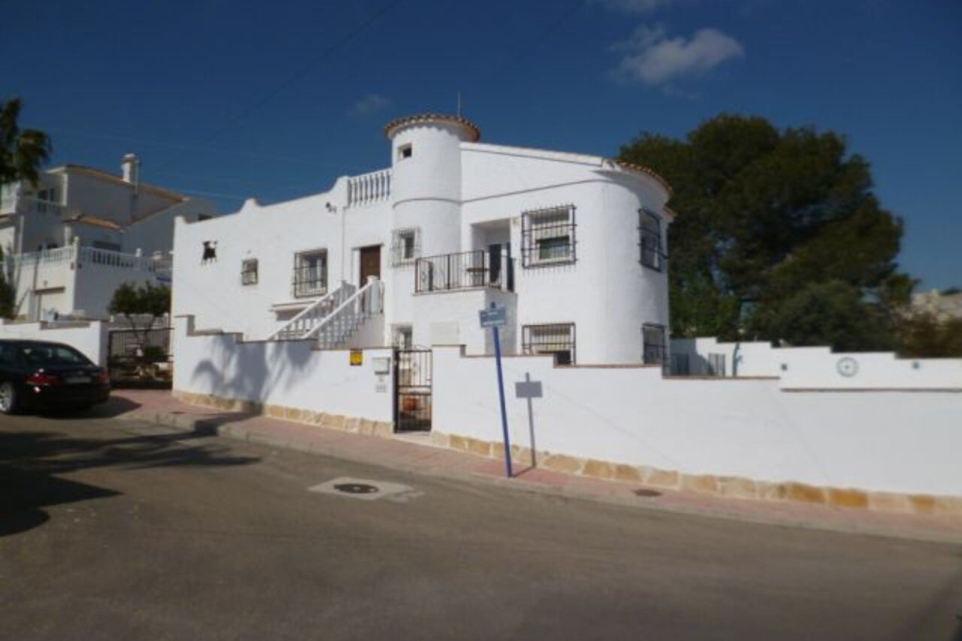 Reventa - Villa -
Villamartín - Villamartin
