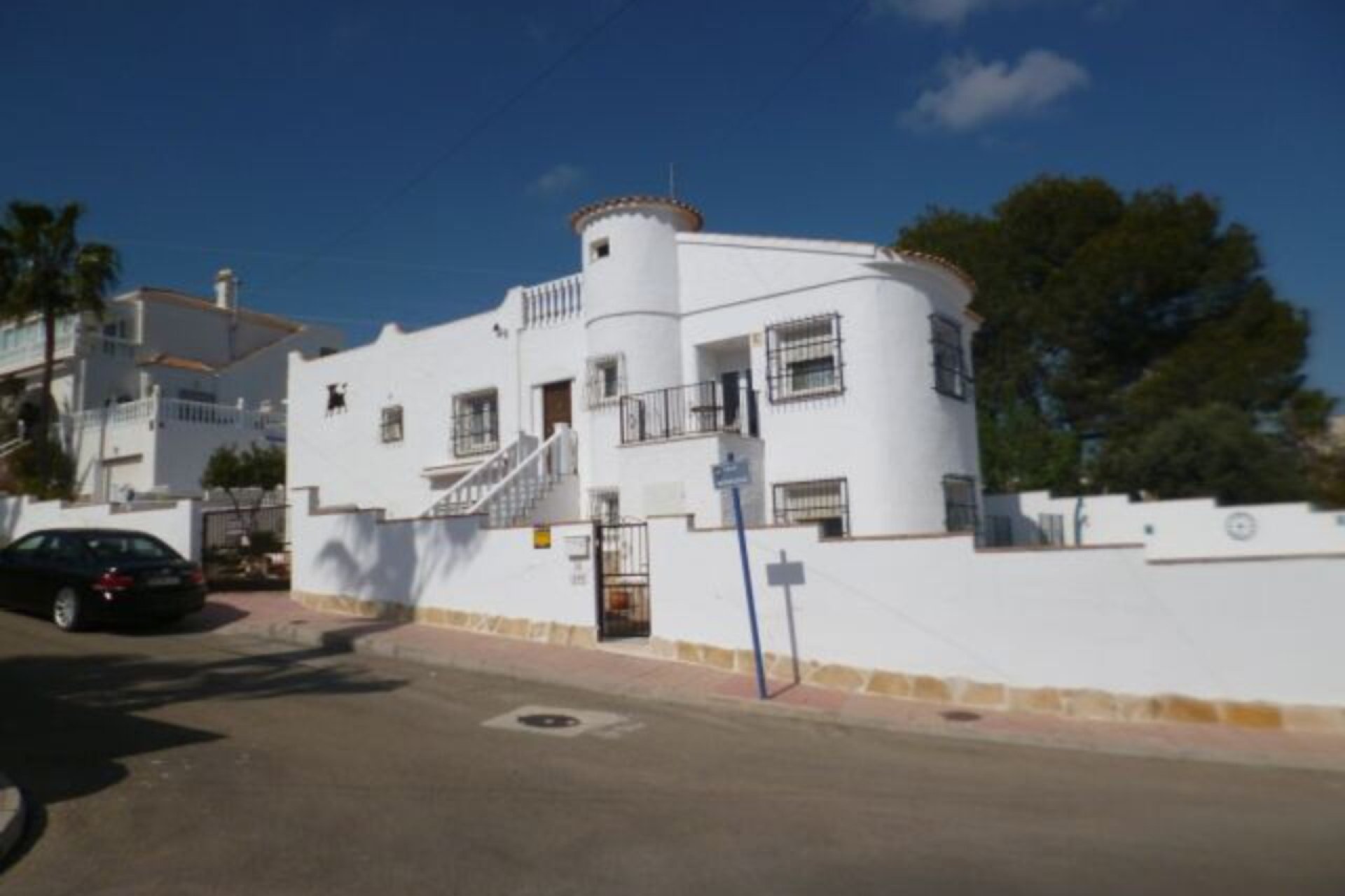 Reventa - Villa -
Villamartín - Villamartin