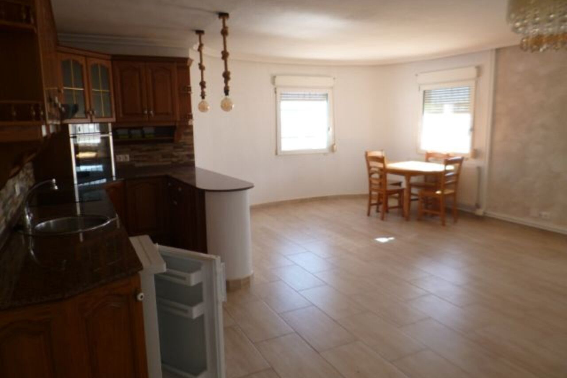 Reventa - Villa -
Villamartín - Villamartin