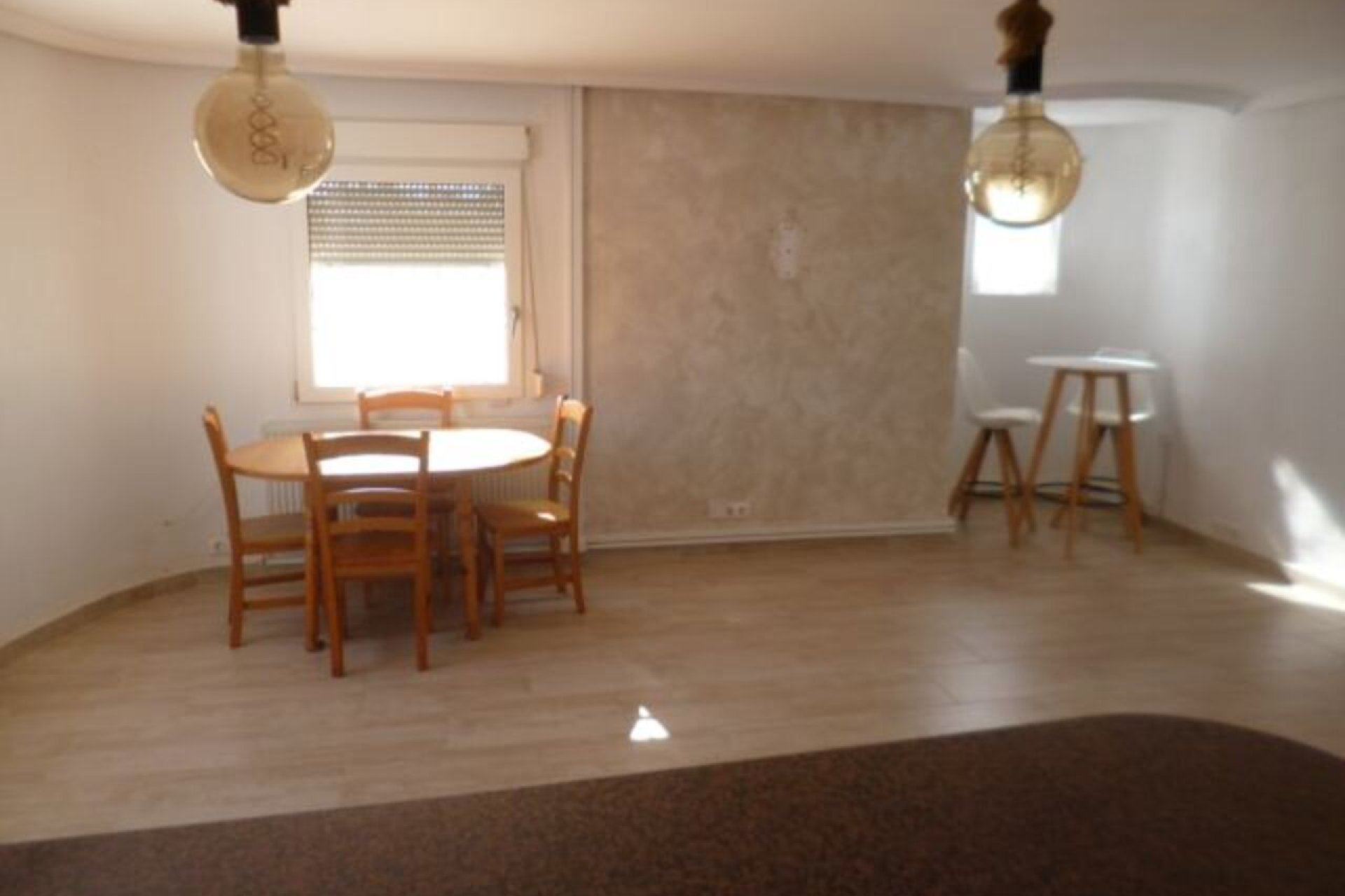 Reventa - Villa -
Villamartín - Villamartin