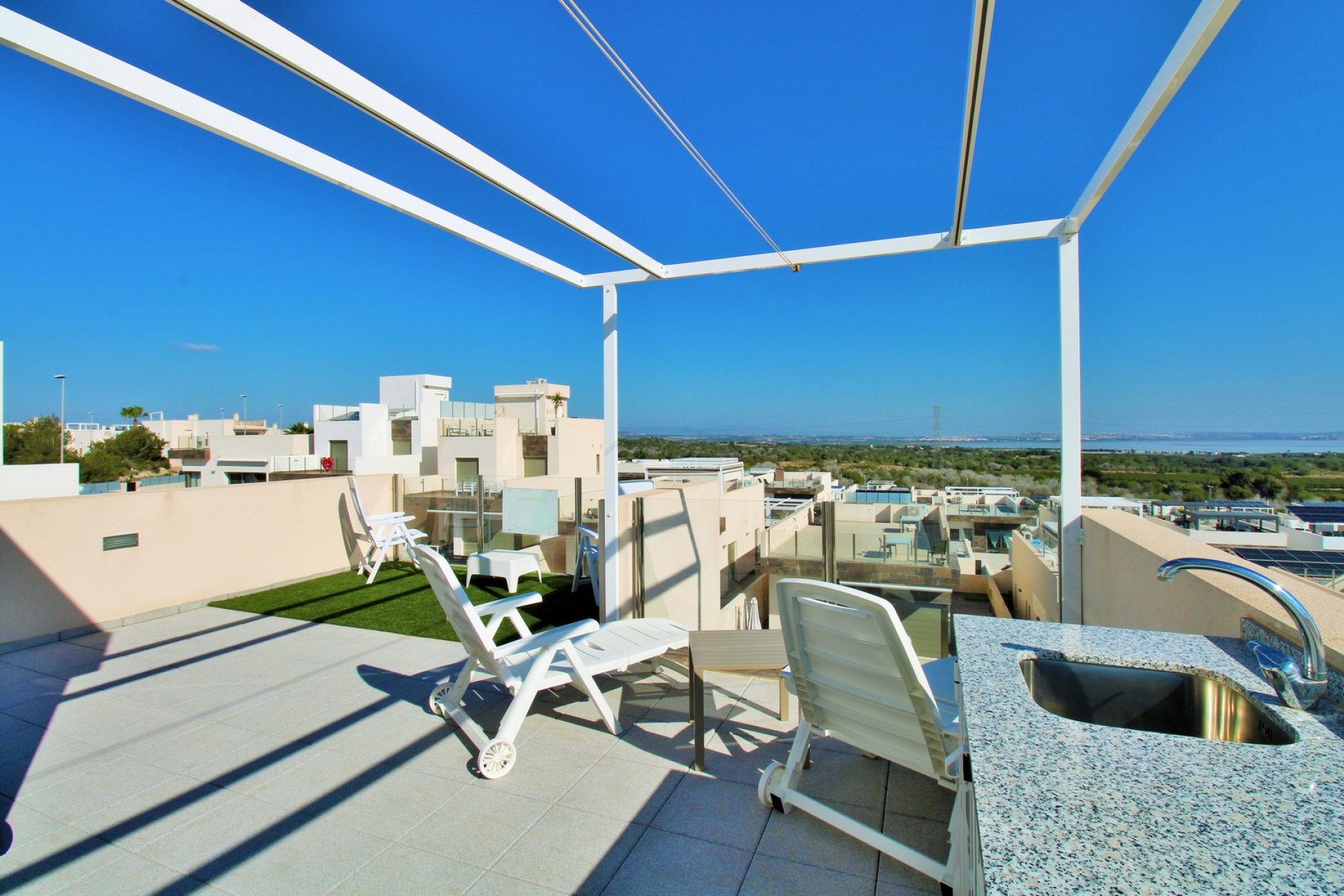 Reventa - Villa -
Villamartín - Villamartin