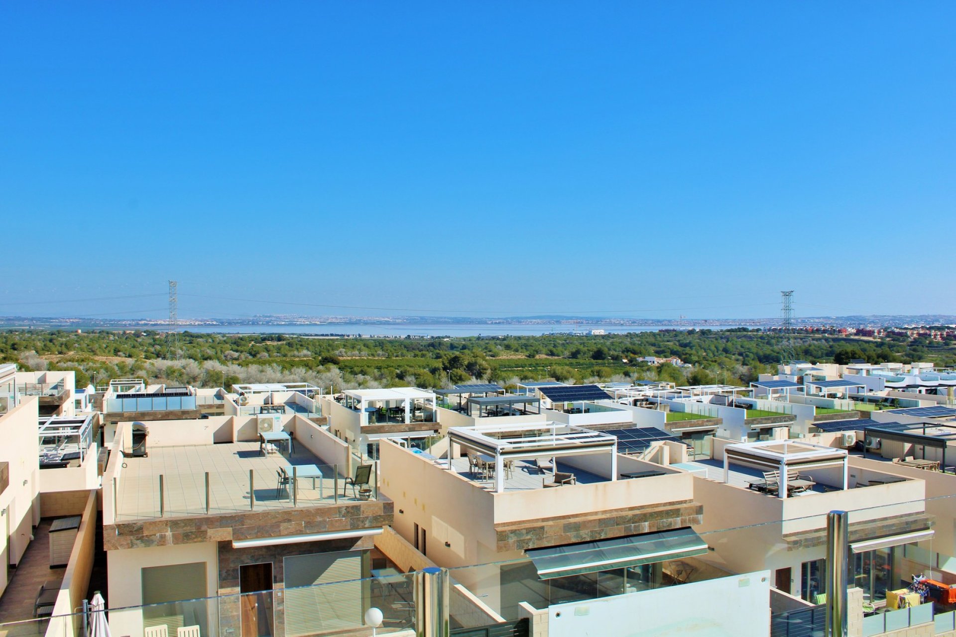 Reventa - Villa -
Villamartín - Villamartin