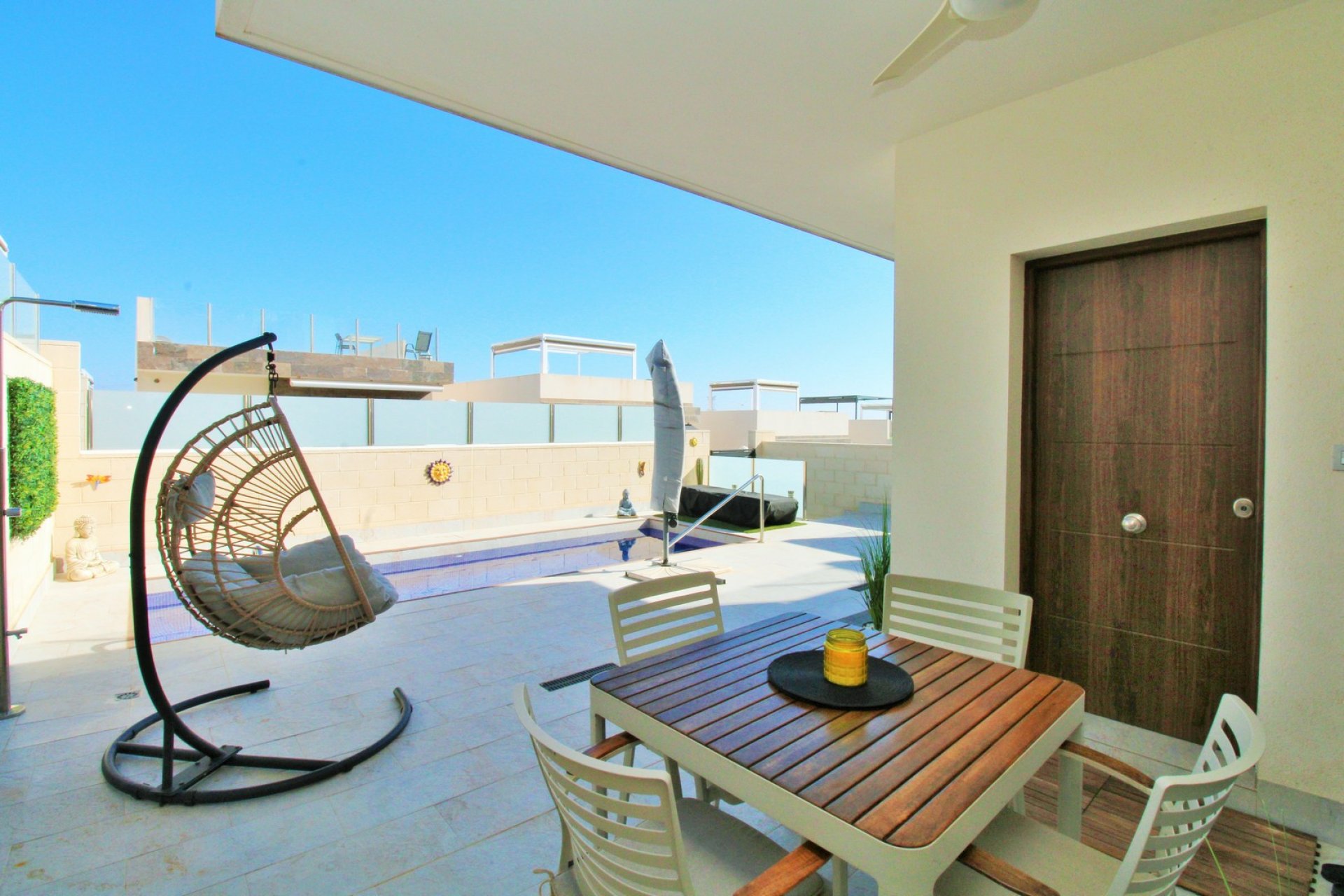 Reventa - Villa -
Villamartín - Villamartin