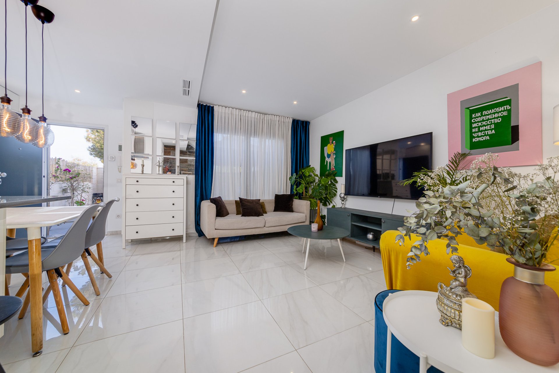 Reventa - Villa -
Villamartín - Villamartin