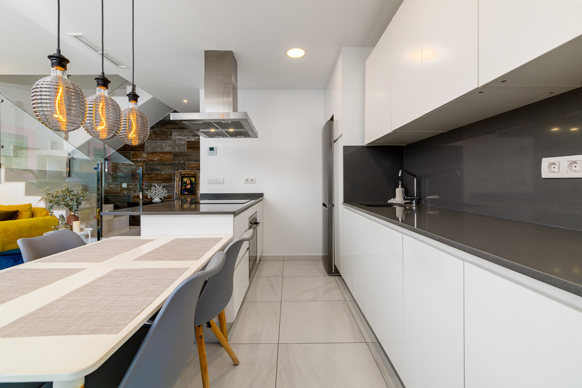 Reventa - Villa -
Villamartín - Villamartin