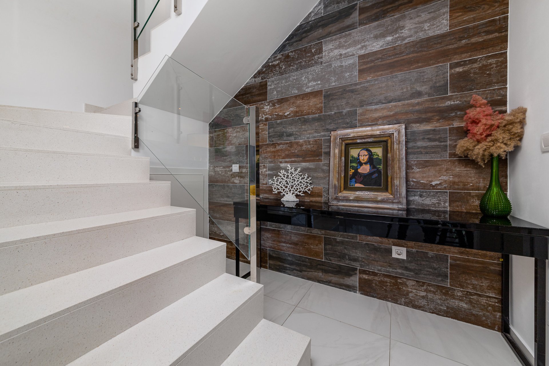 Reventa - Villa -
Villamartín - Villamartin