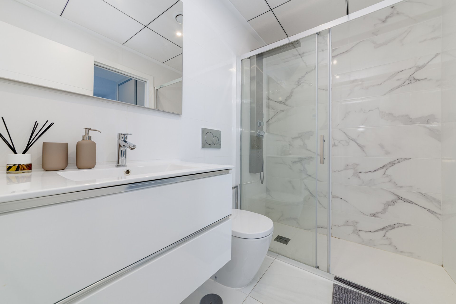 Reventa - Villa -
Villamartín - Villamartin