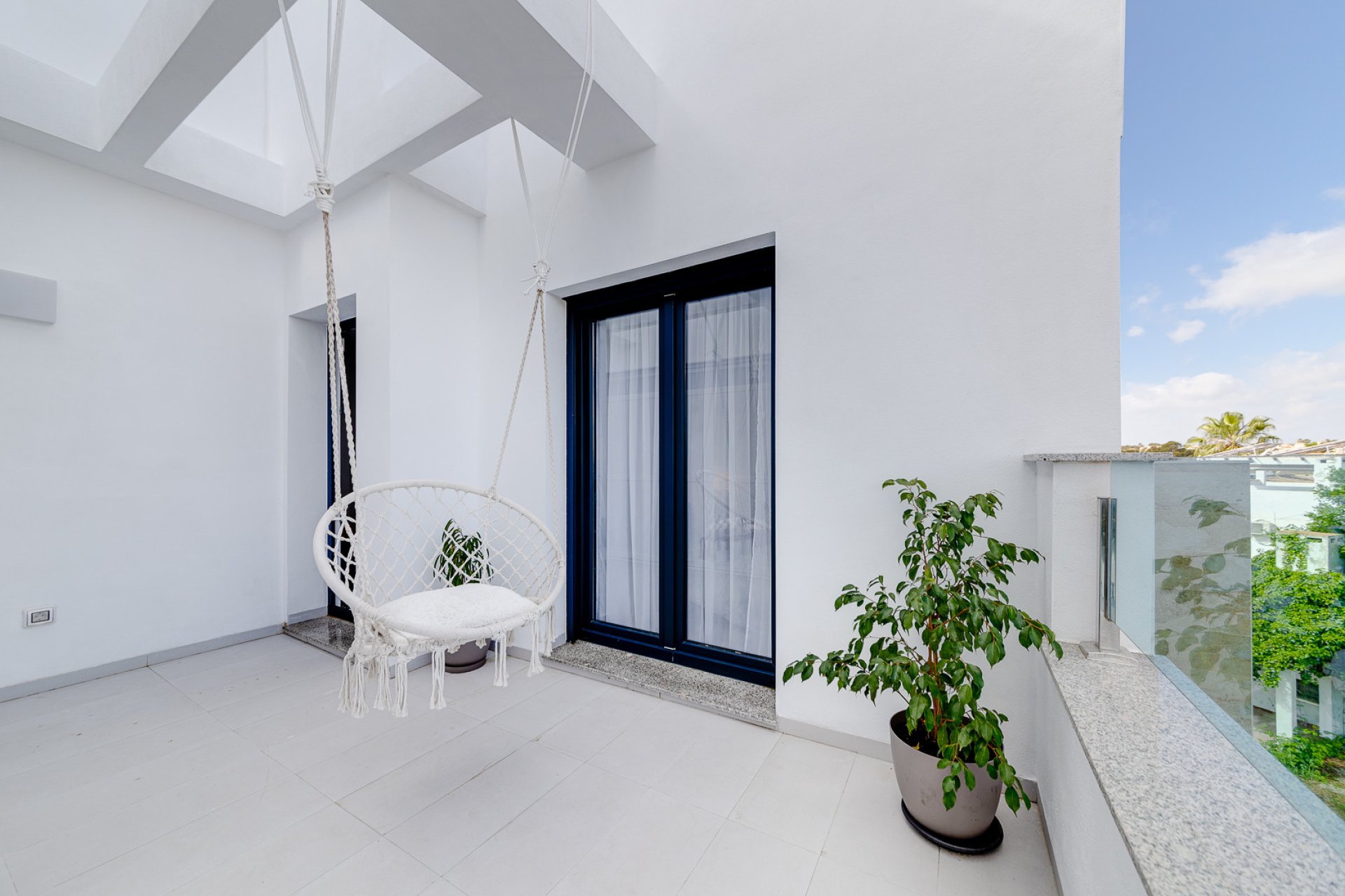 Reventa - Villa -
Villamartín - Villamartin