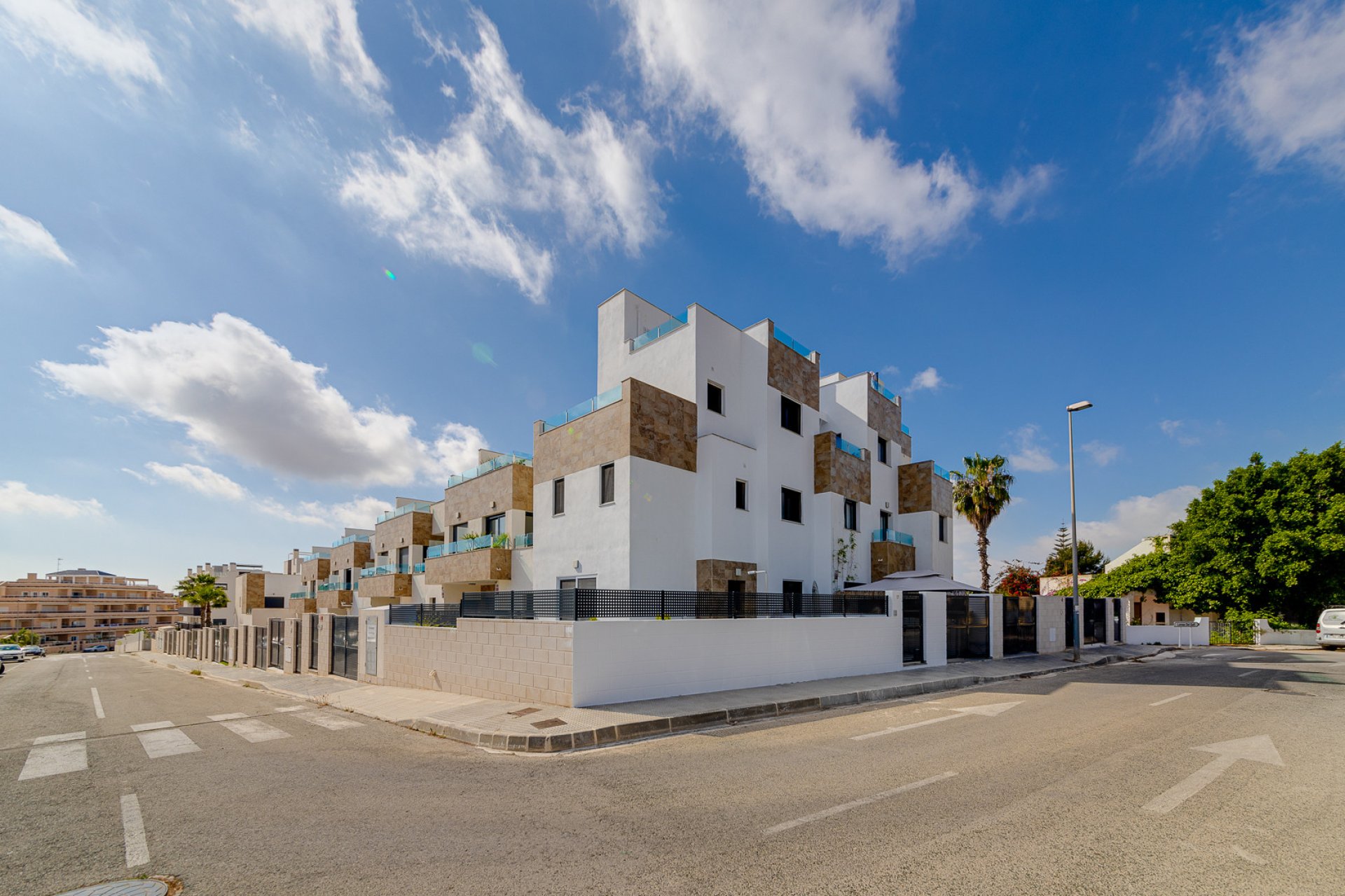 Reventa - Villa -
Villamartín - Villamartin