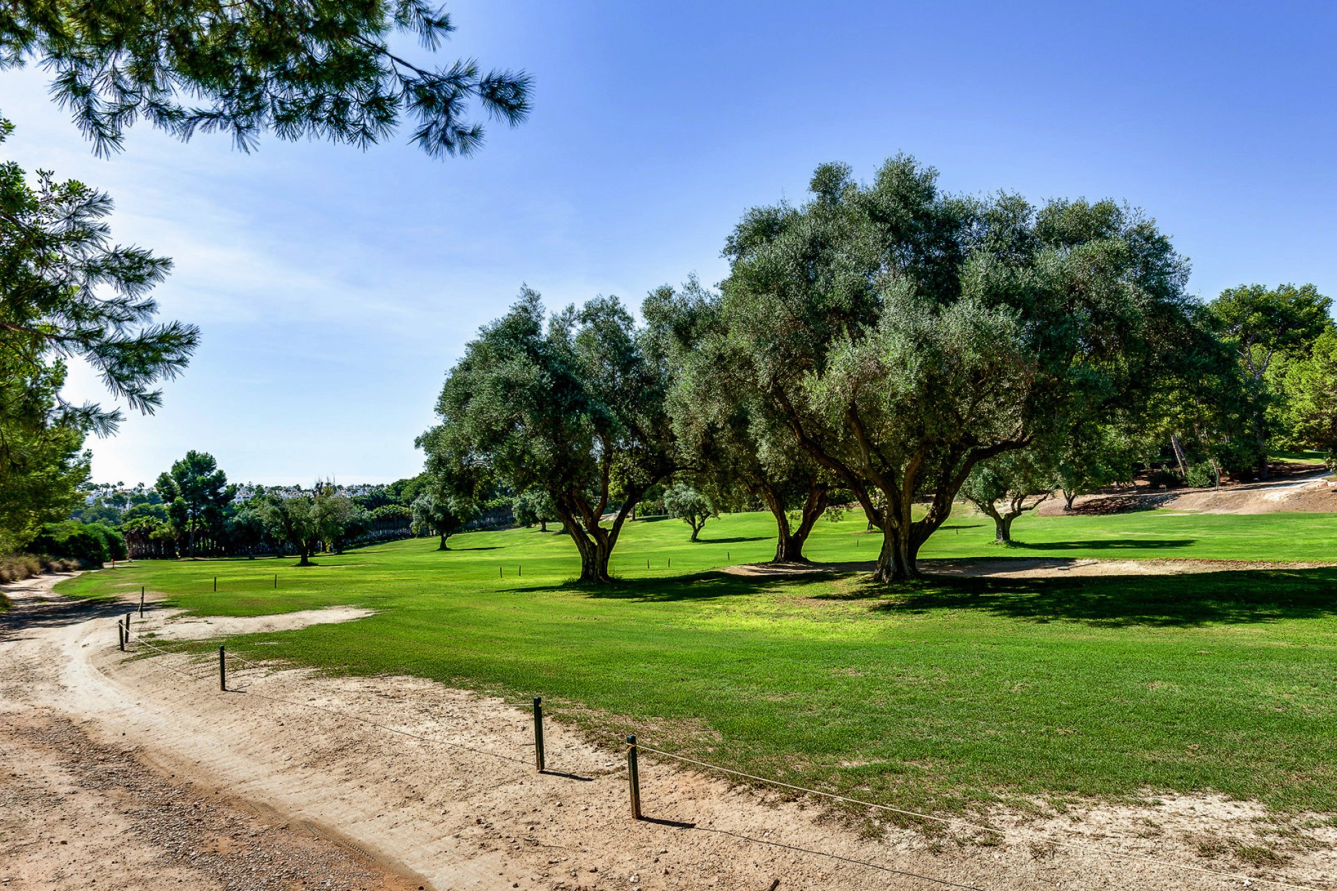 Reventa - Villa -
Villamartín - Villamartin