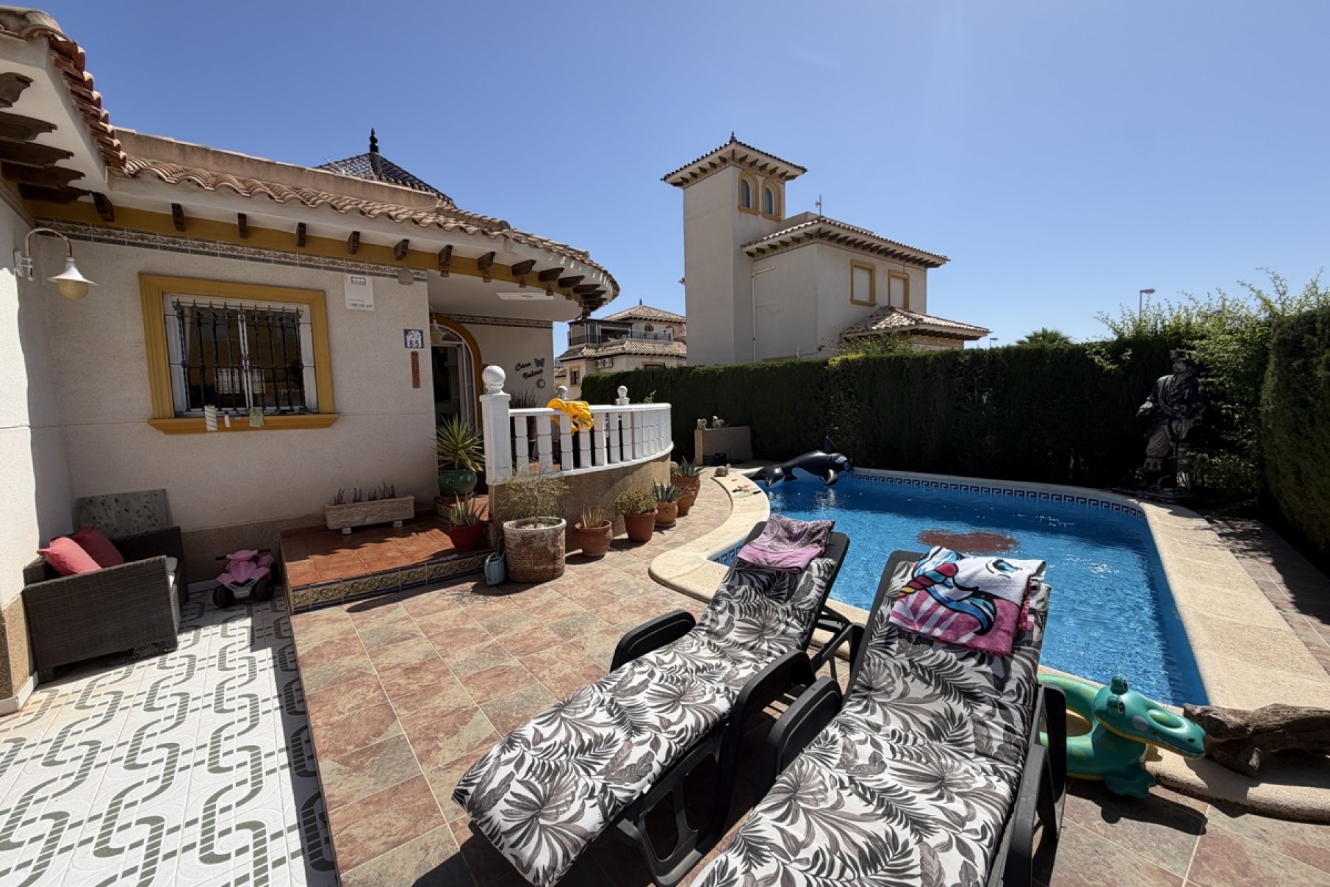Reventa - Villa -
Villamartín - Villamartin
