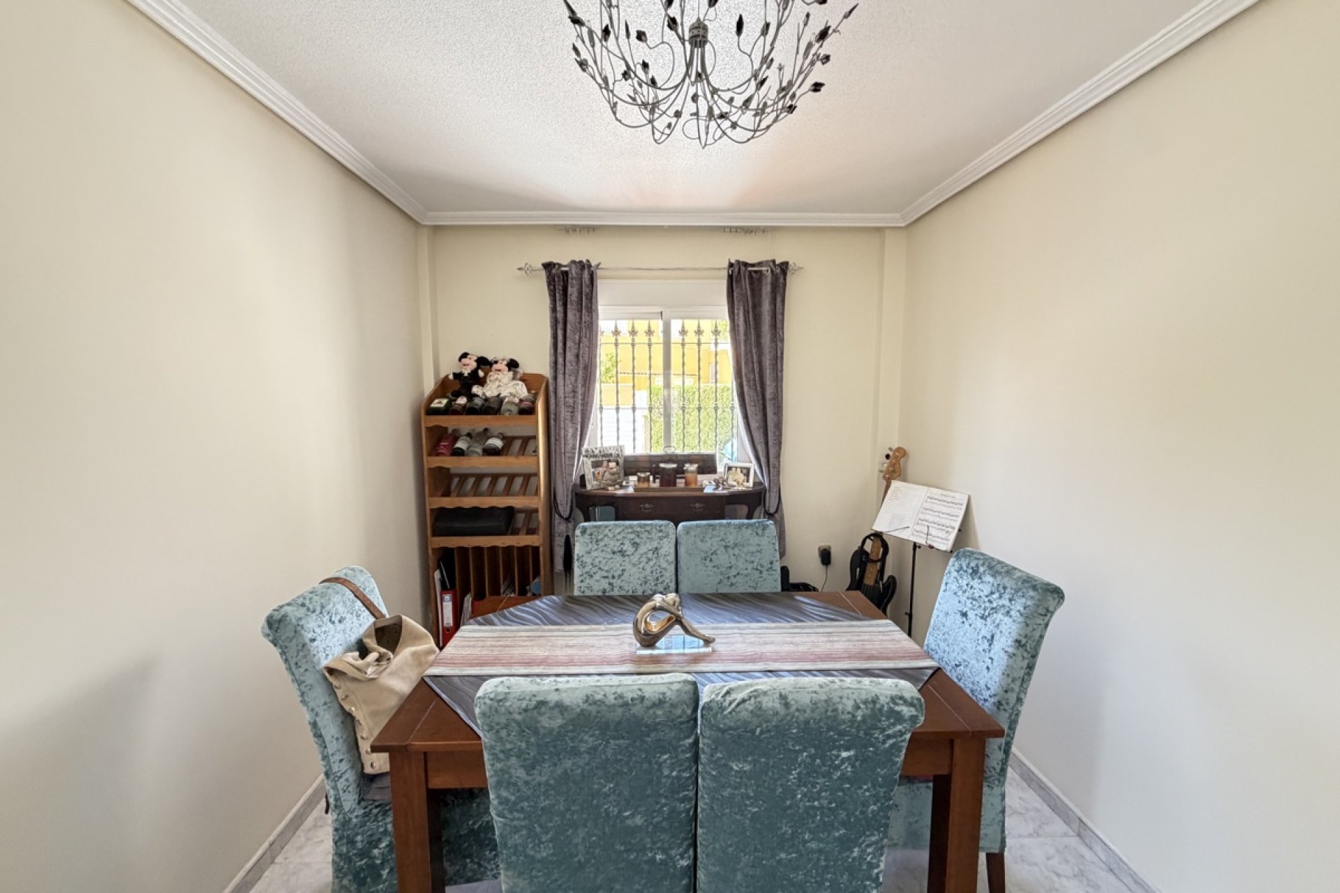 Reventa - Villa -
Villamartín - Villamartin