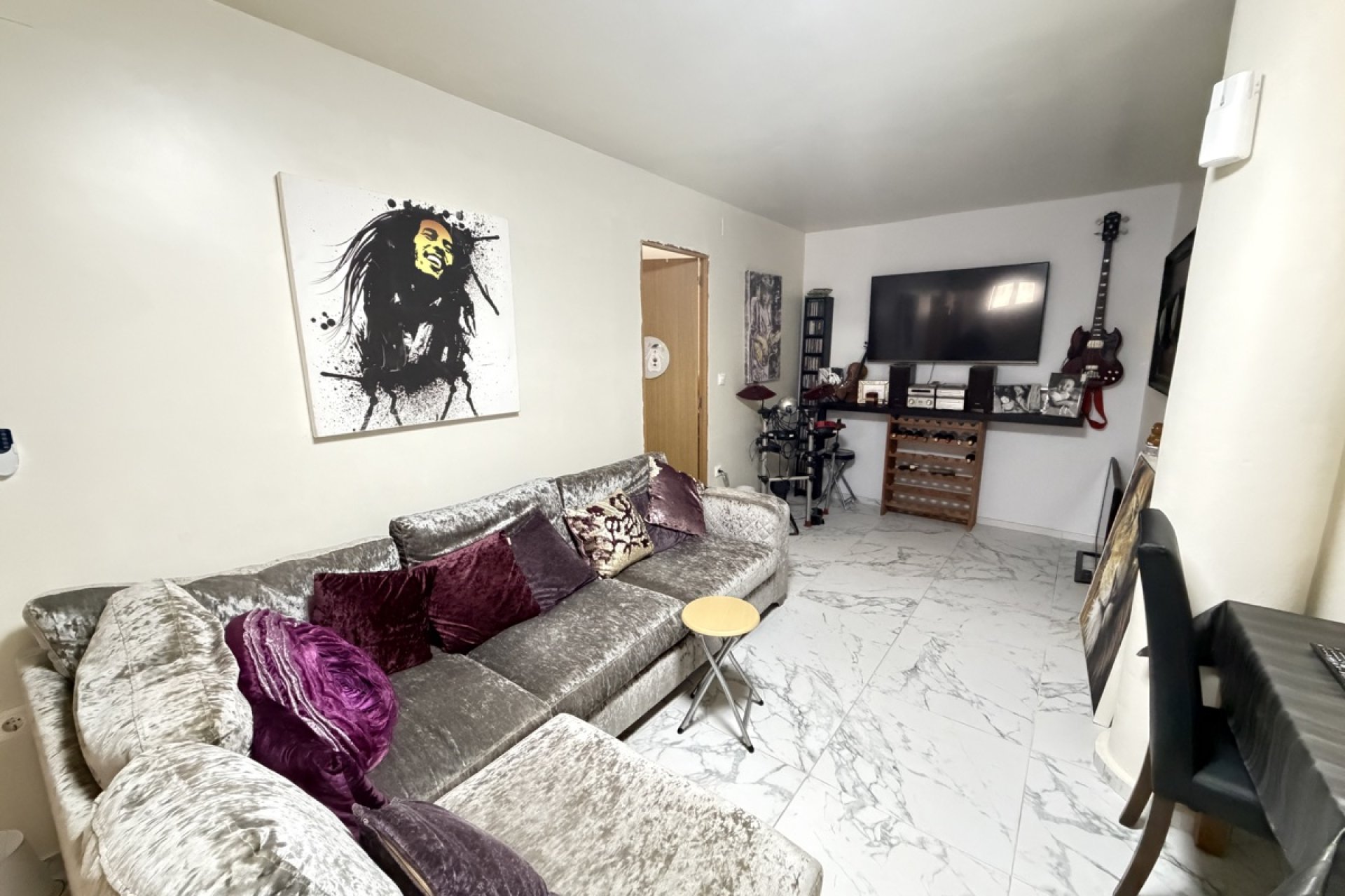 Reventa - Villa -
Villamartín - Villamartin