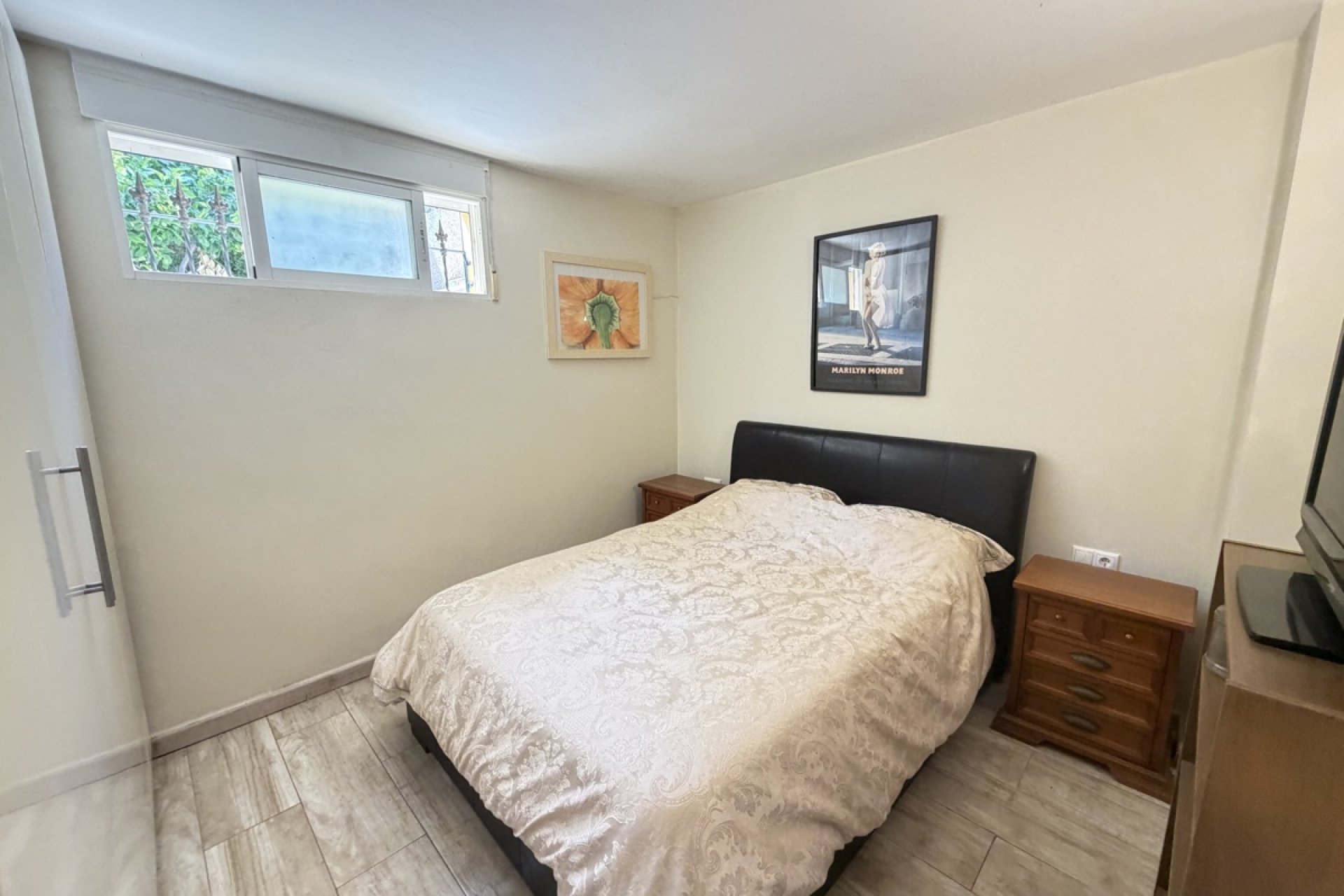 Reventa - Villa -
Villamartín - Villamartin