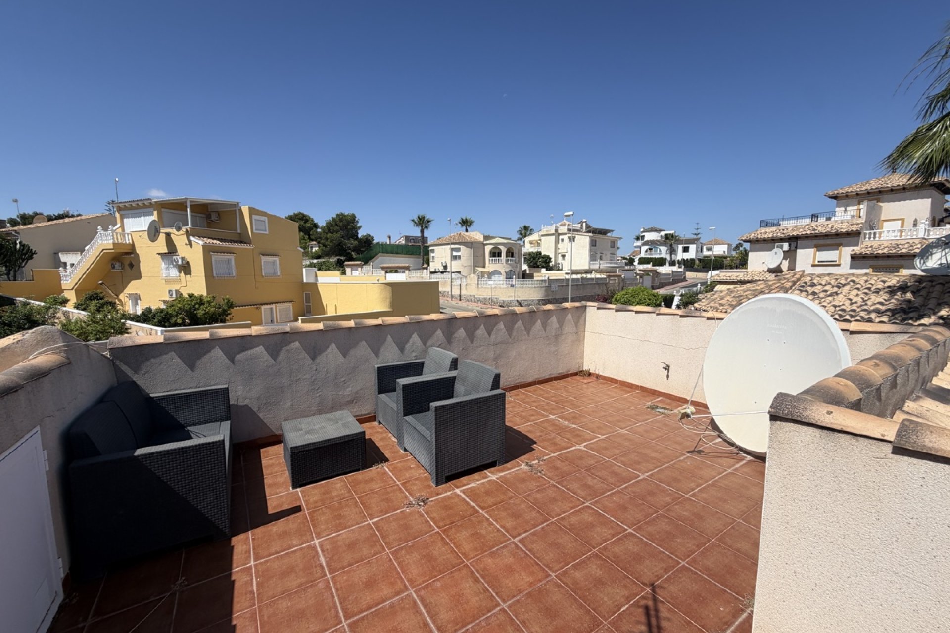 Reventa - Villa -
Villamartín - Villamartin