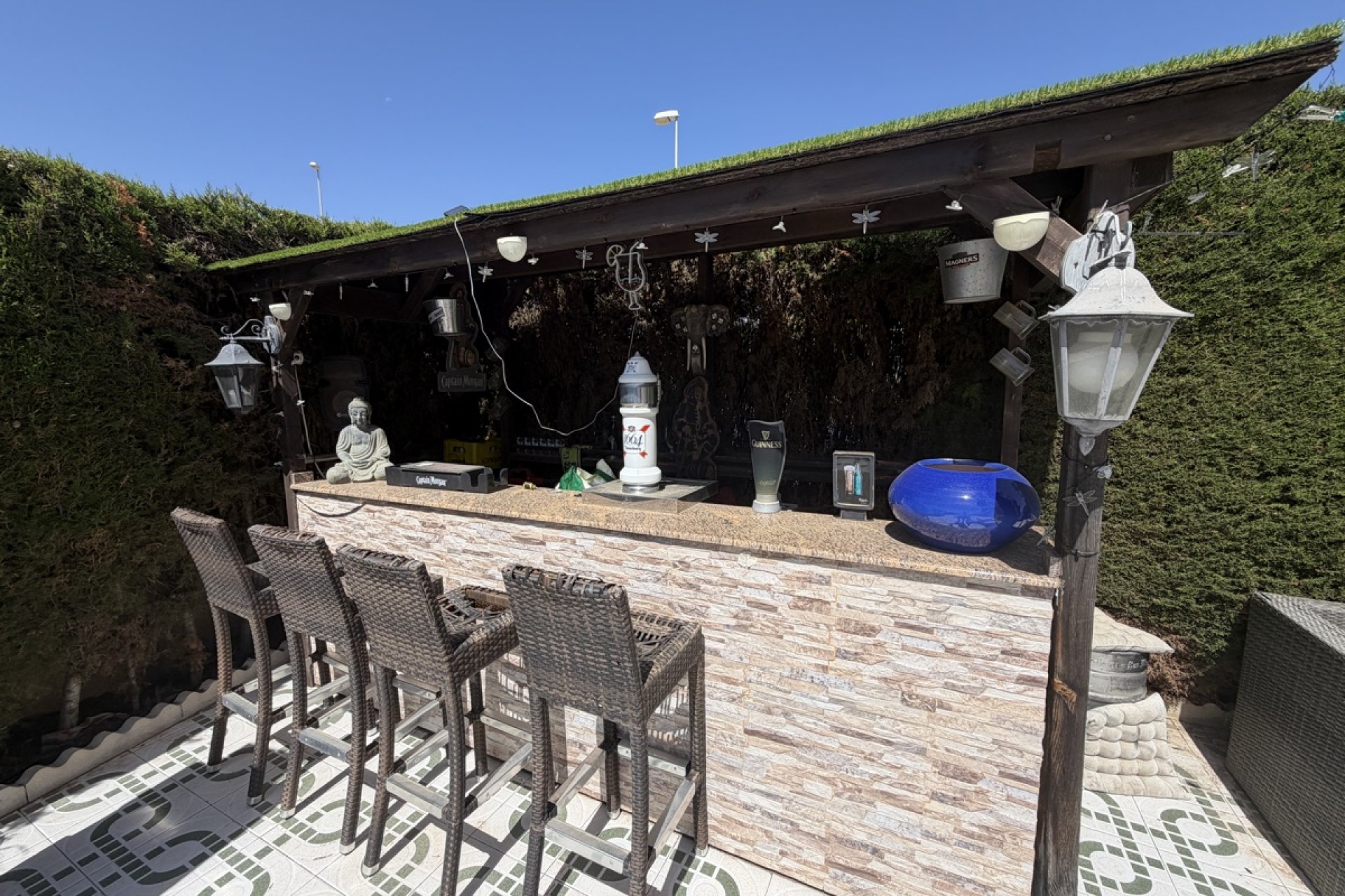 Reventa - Villa -
Villamartín - Villamartin