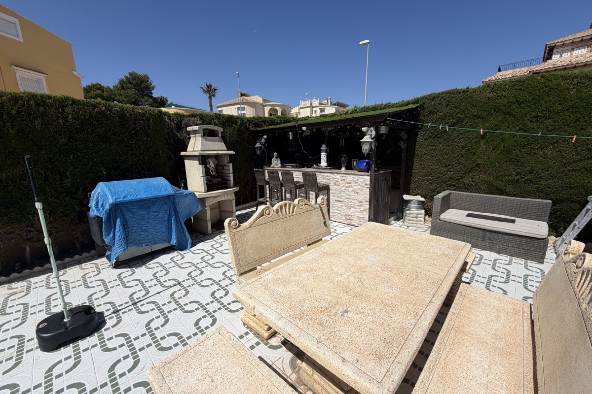 Reventa - Villa -
Villamartín - Villamartin