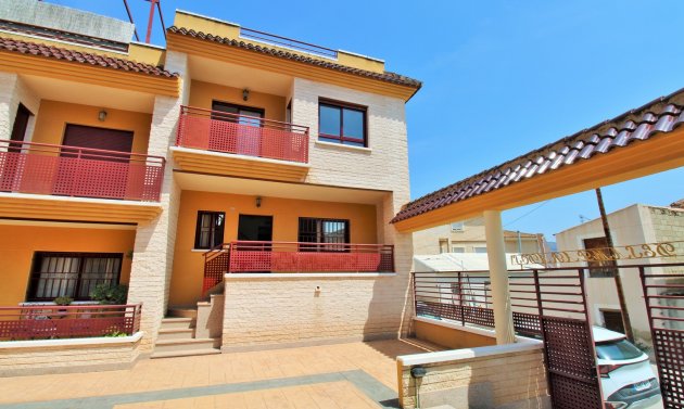 Semi Detached Villa - Reventa - Orihuela -
                Los Desamparados