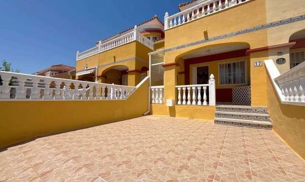 Townhouse - Resale - Cabo Roig -
                Cabo Roig>La Regia