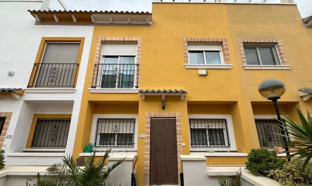 Townhouse - Resale - Catral -
                Catral