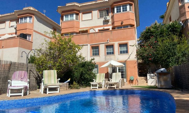 Townhouse - Resale - Villamartín -
                Villamartin